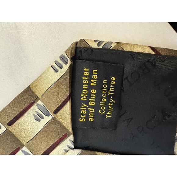 J. Garcia 'Scaly Monster and Blue Man' Collection 33 gold geometric silk necktie - Picture 3 of 3